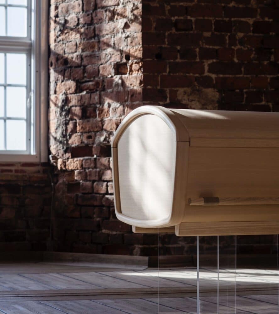 665d7304350847470241cadf_1220large1-888x1000-1