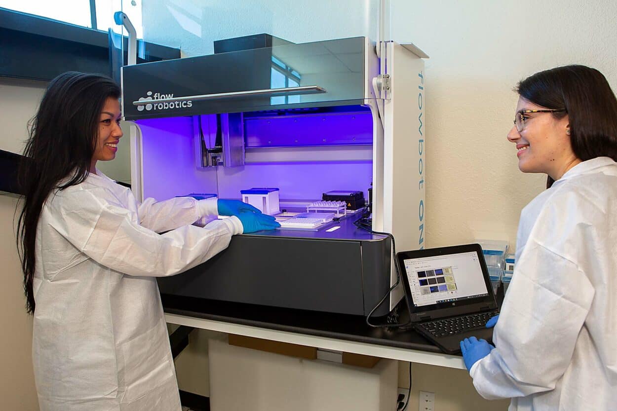 flowrobotics-1250x833-1 Flow Robotics equipment (Credit: Flow Robotics)