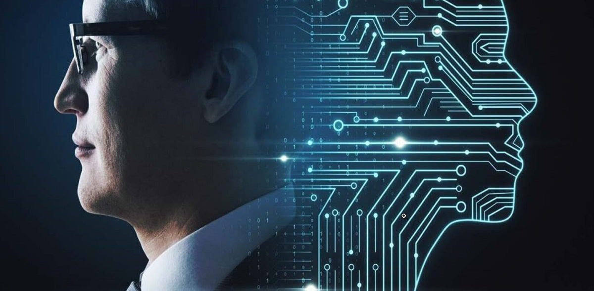 human-ai-collaboration "This is where the human eye still has its place, both in the piloting and design of AI, but also in the horizontal cross-checking of information between the different algorithms and/or artificial intelligences." (Credit: SecureWeek)