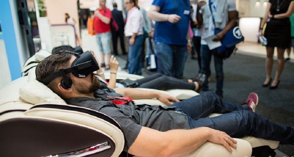 MEDICA. Massage in a Virtual World