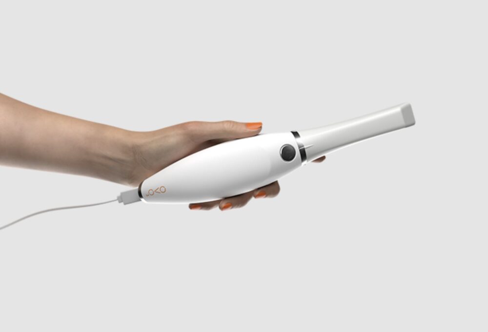 3disc_ovo3_human2-1000x681-1 3DISC unveiled their latest intraoral scanner, the OVO3, at IDS 2025, representing an evolution of their OVO scanner line.