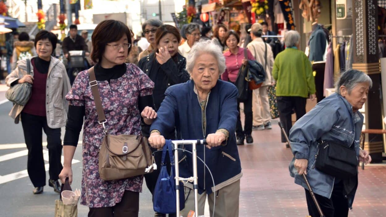 aging-population-japan-getty-1250x703-1 Elderly people stroll down a shopping precinct in Tokyo. (Credit: Yoshikazu Tsuno | AFP | Getty Images)
