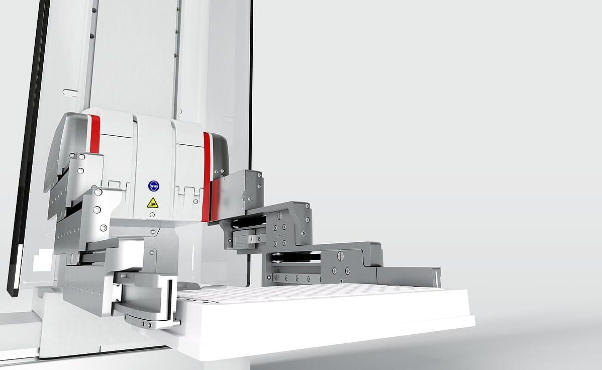 Assisting Laboratories Through Automation Systems and Cobots